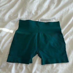 Set Active Shorts